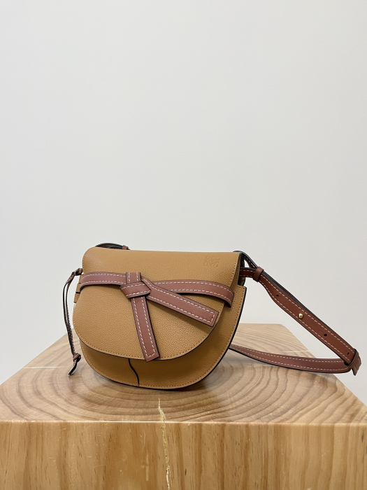 LOEWE Женская сумка Gate Dual small