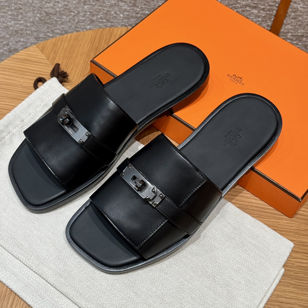 HERMES Мужские сандалии Gabriel