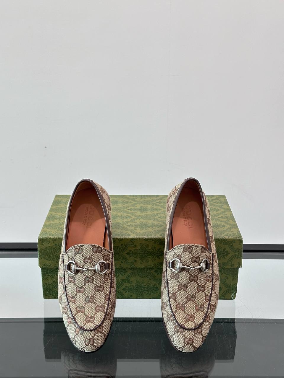 GUCCI Мужские лоферы коровья кожа GUCCI Мужские лоферы коровья кожа