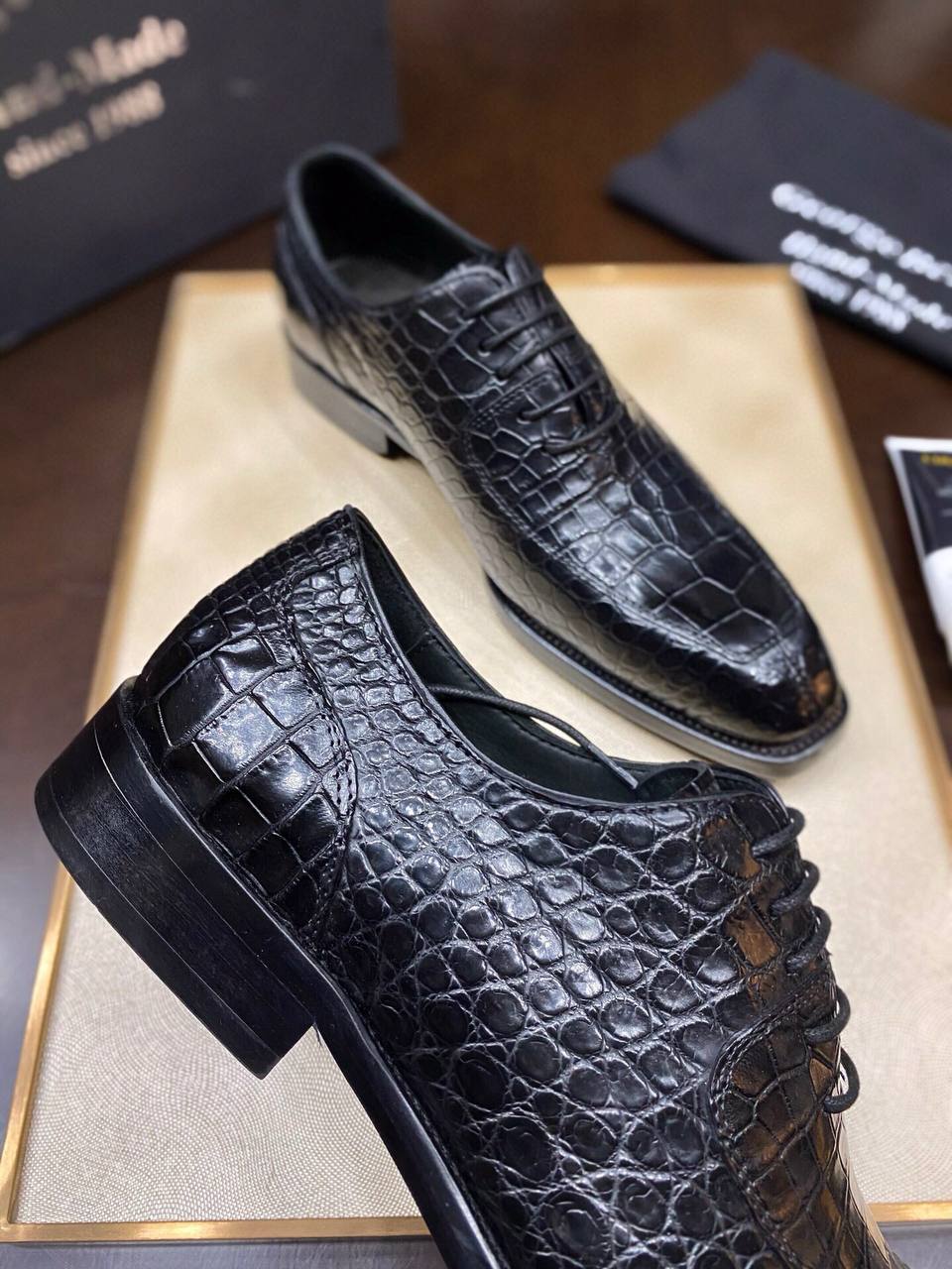 BERLUTI Мужские туфли из кожи крокодила BERLUTI Мужские туфли из кожи крокодила