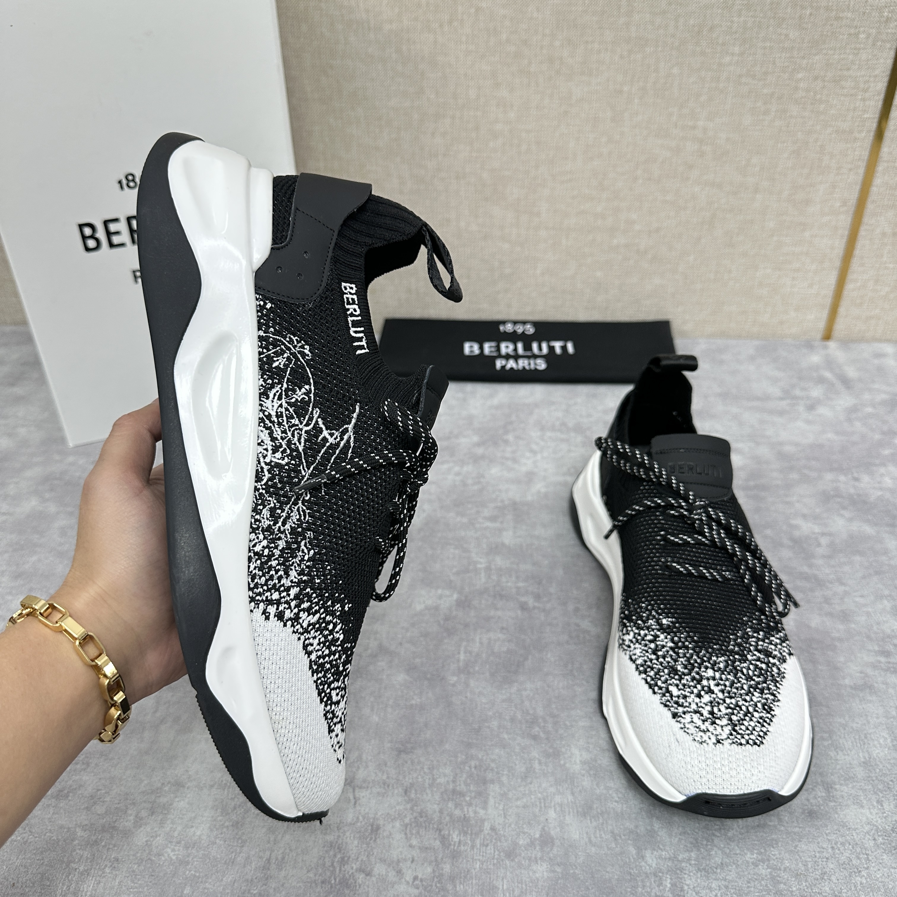 BERLUTI Мужские кроссовки Shadow