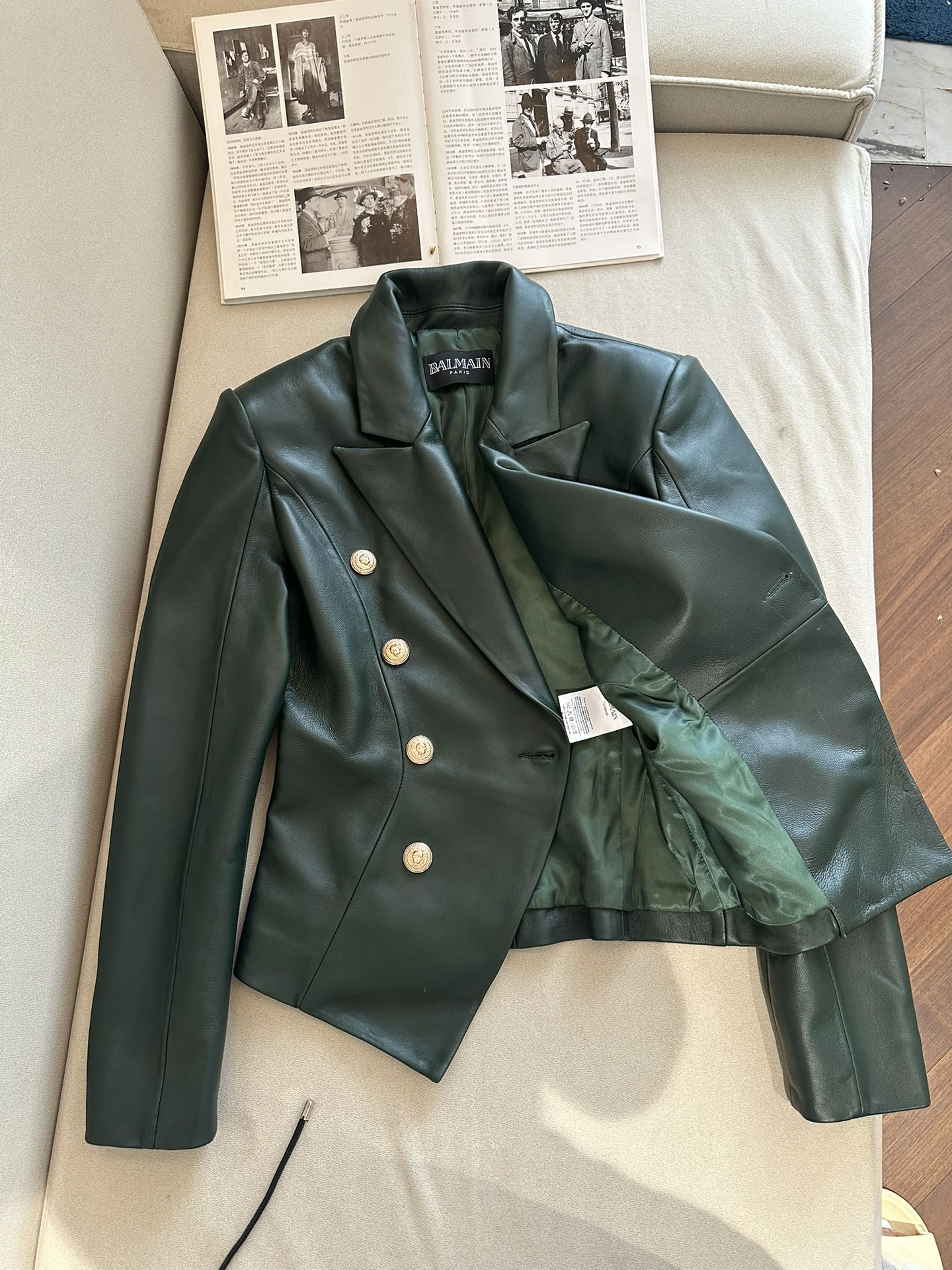 BALMAIN Женский кожаный жакет BALMAIN Женский кожаный жакет