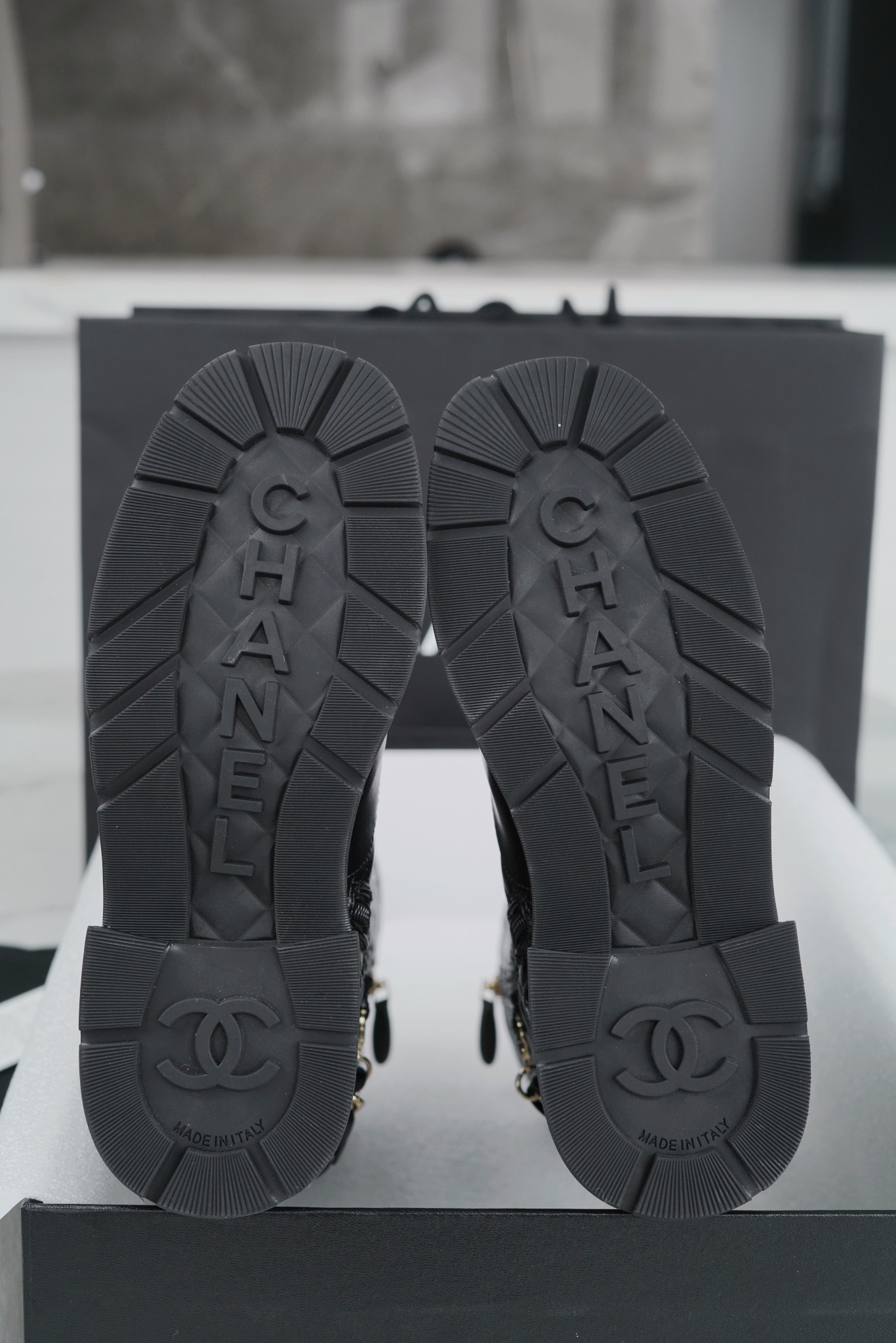 CHANEL Женские стёганые сапоги CHANEL Женские стёганые сапоги