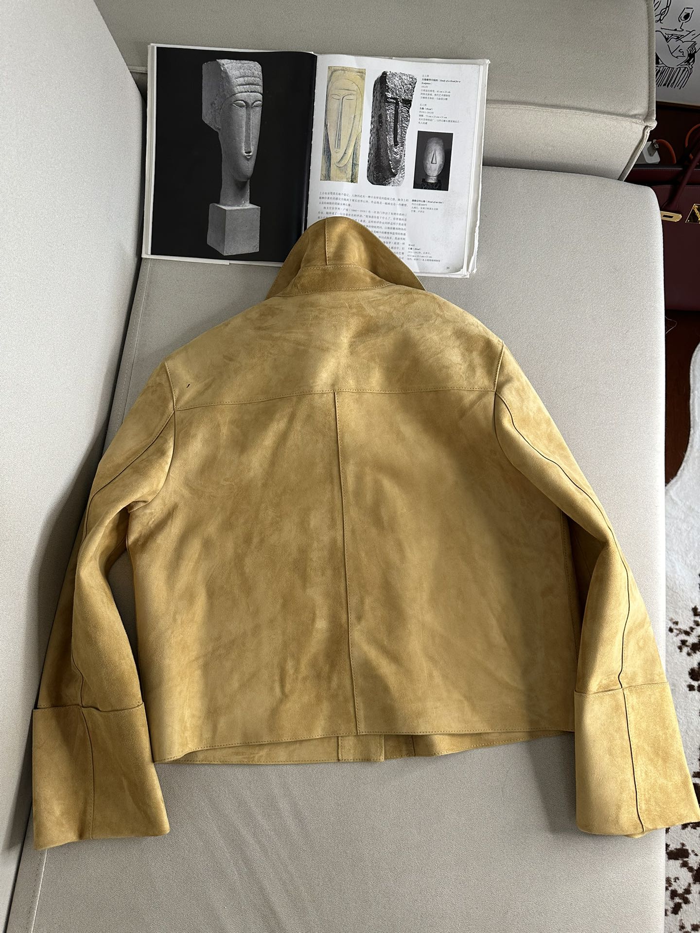 LOEWE Женская куртка из замши LOEWE Женская куртка из замши