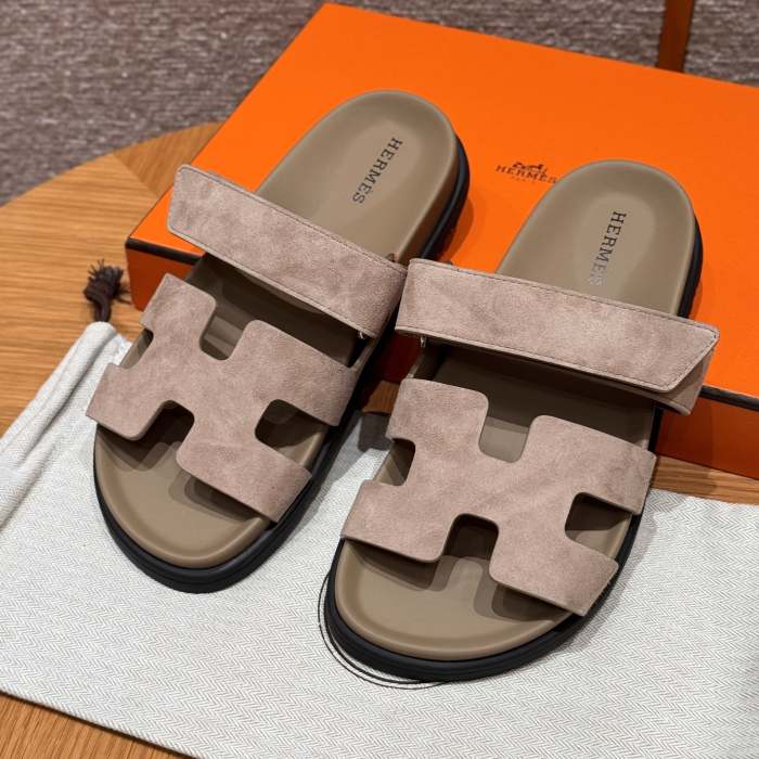 HERMES Женские сандалии Chypre