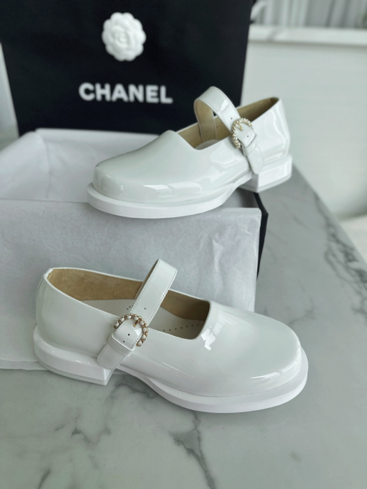 CHANEL Женские туфли