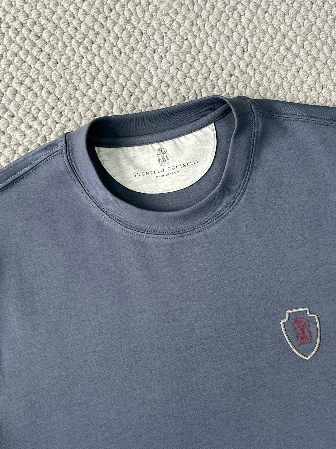 BRUNELLO CUCINELLI Мужская футболка с логотипом 