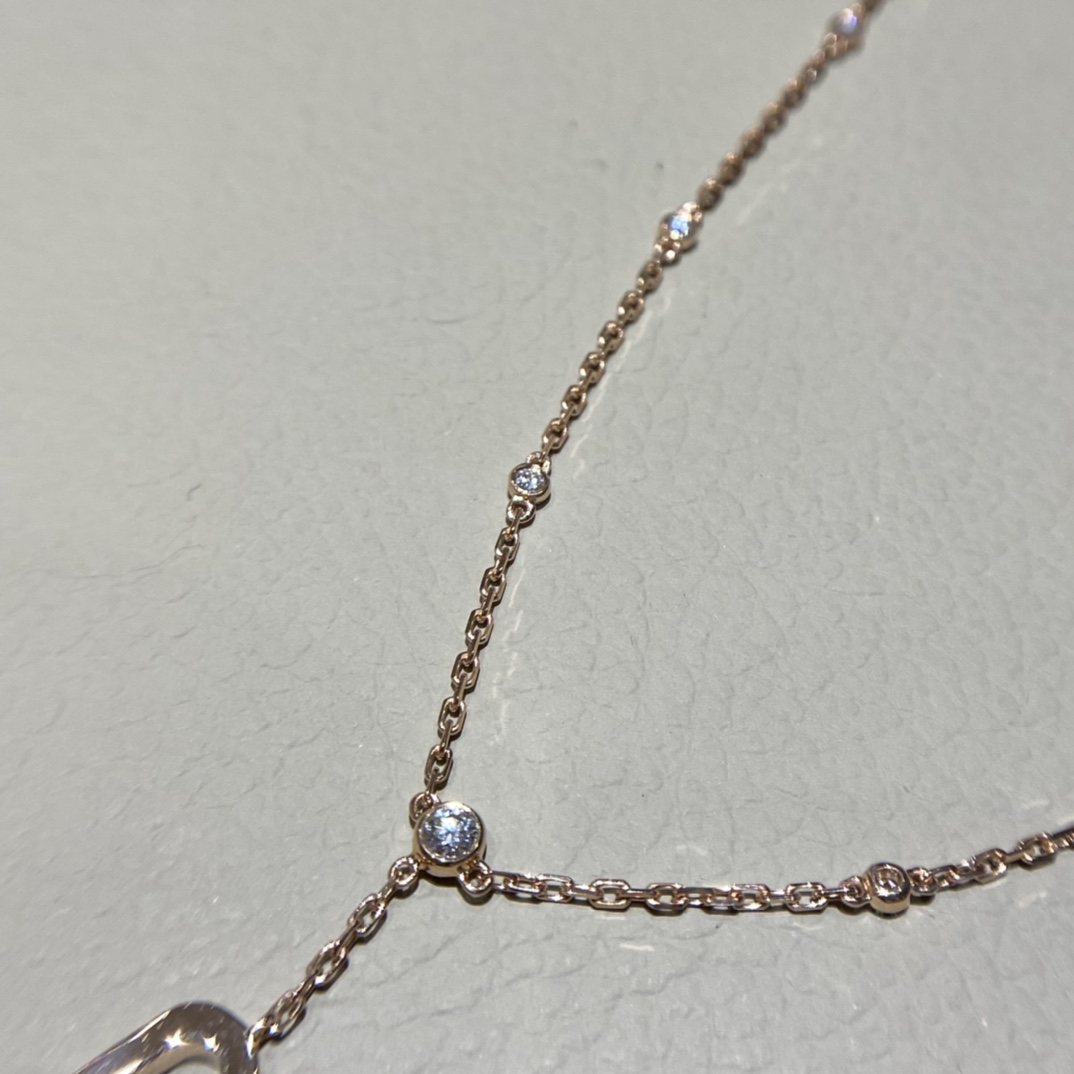 MESSIKA Женское колье из розового золота и бриллиантов MESSIKA Женское колье из розового золота и бриллиантов