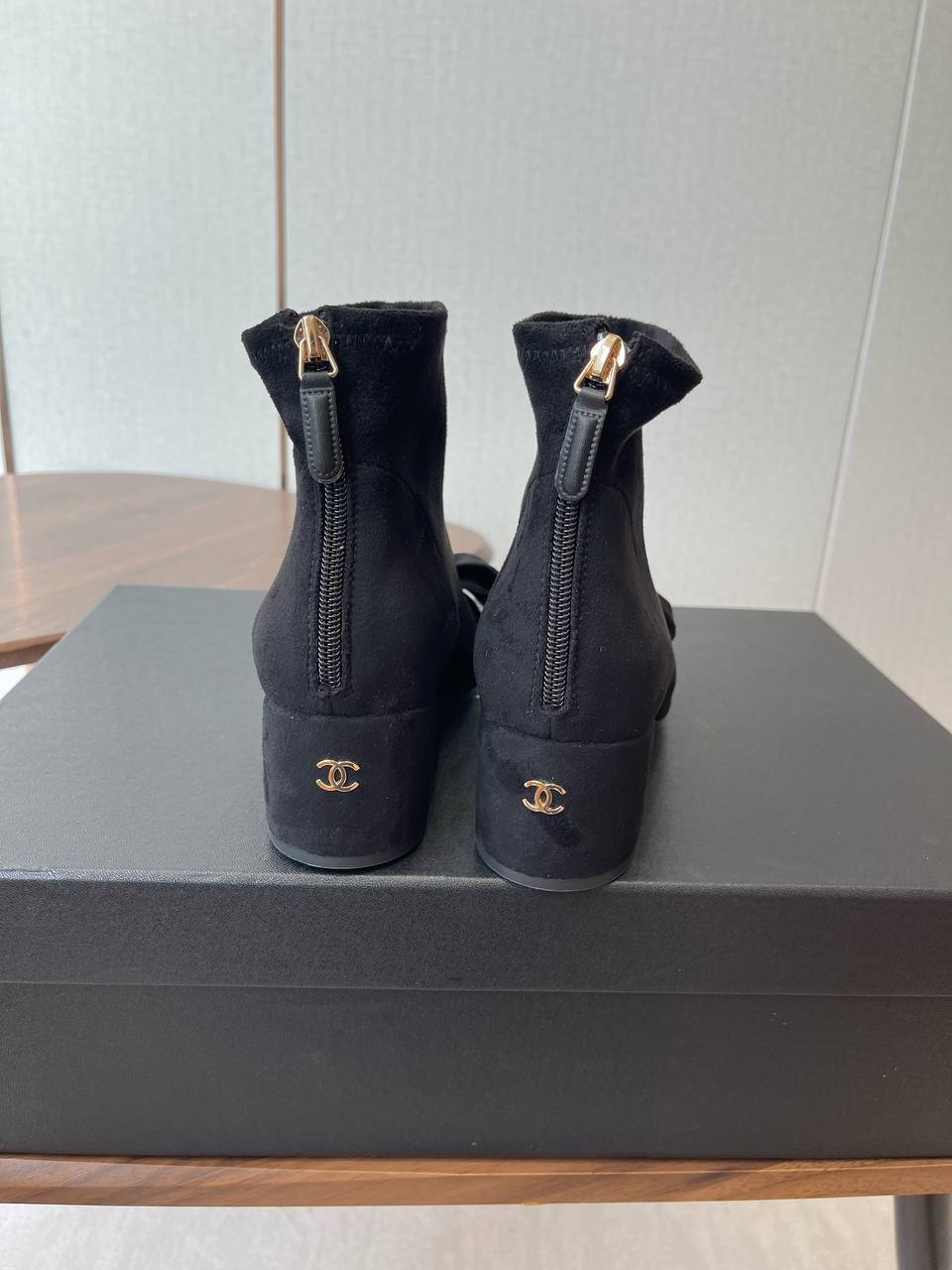 CHANEL Женские ботильоны из овчины 