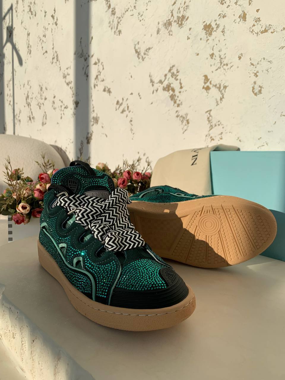 LANVIN Женские кроссовки со стразами LANVIN Женские кроссовки со стразами