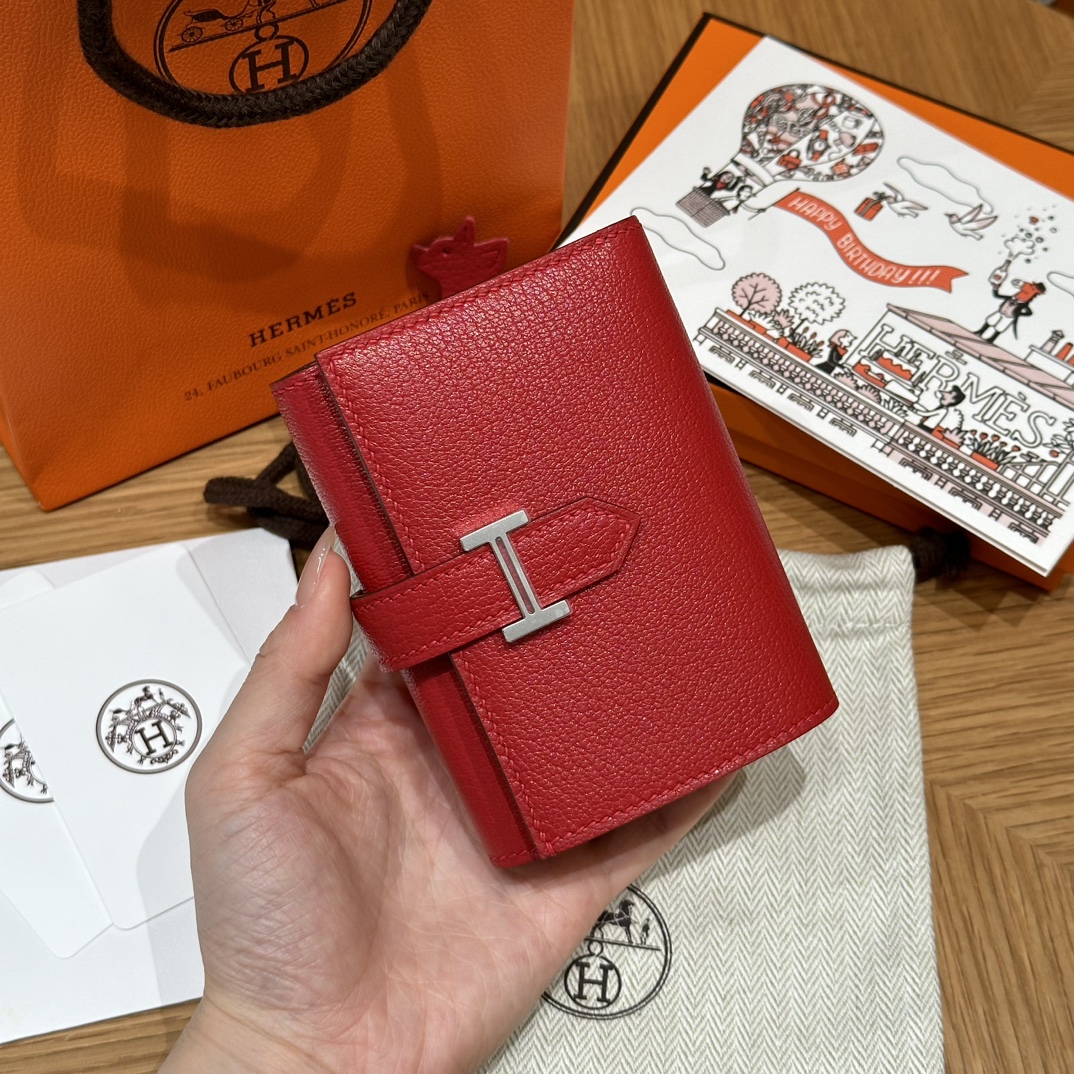HERMES Кошелёк Bearn 11 см Q5/Rouge casque Chèvre HERMES Кошелёк Bearn 11 см Q5/Rouge casque Chèvre