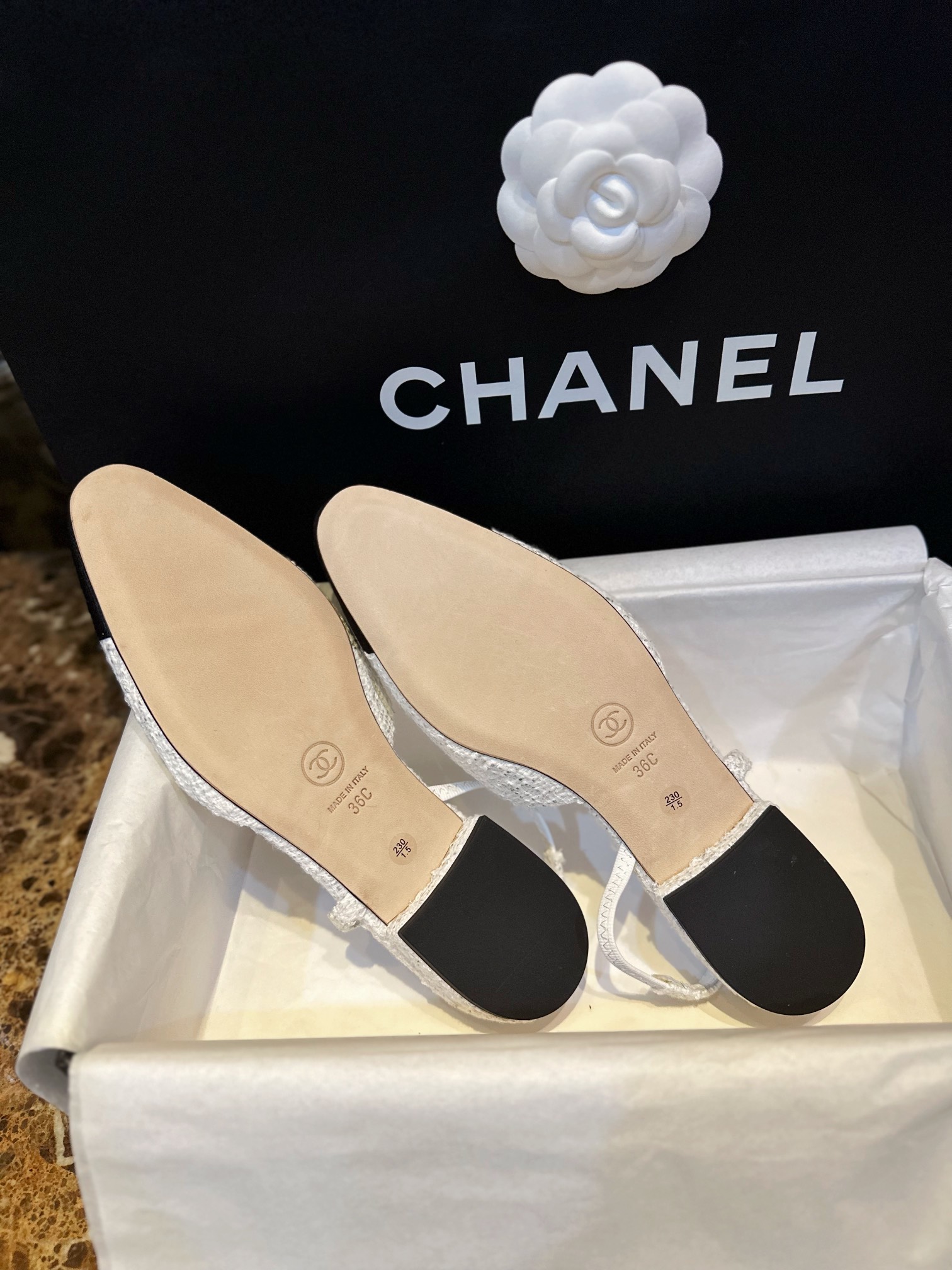 CHANEL Женские туфли слингбэки из твида CHANEL Женские туфли слингбэки из твида