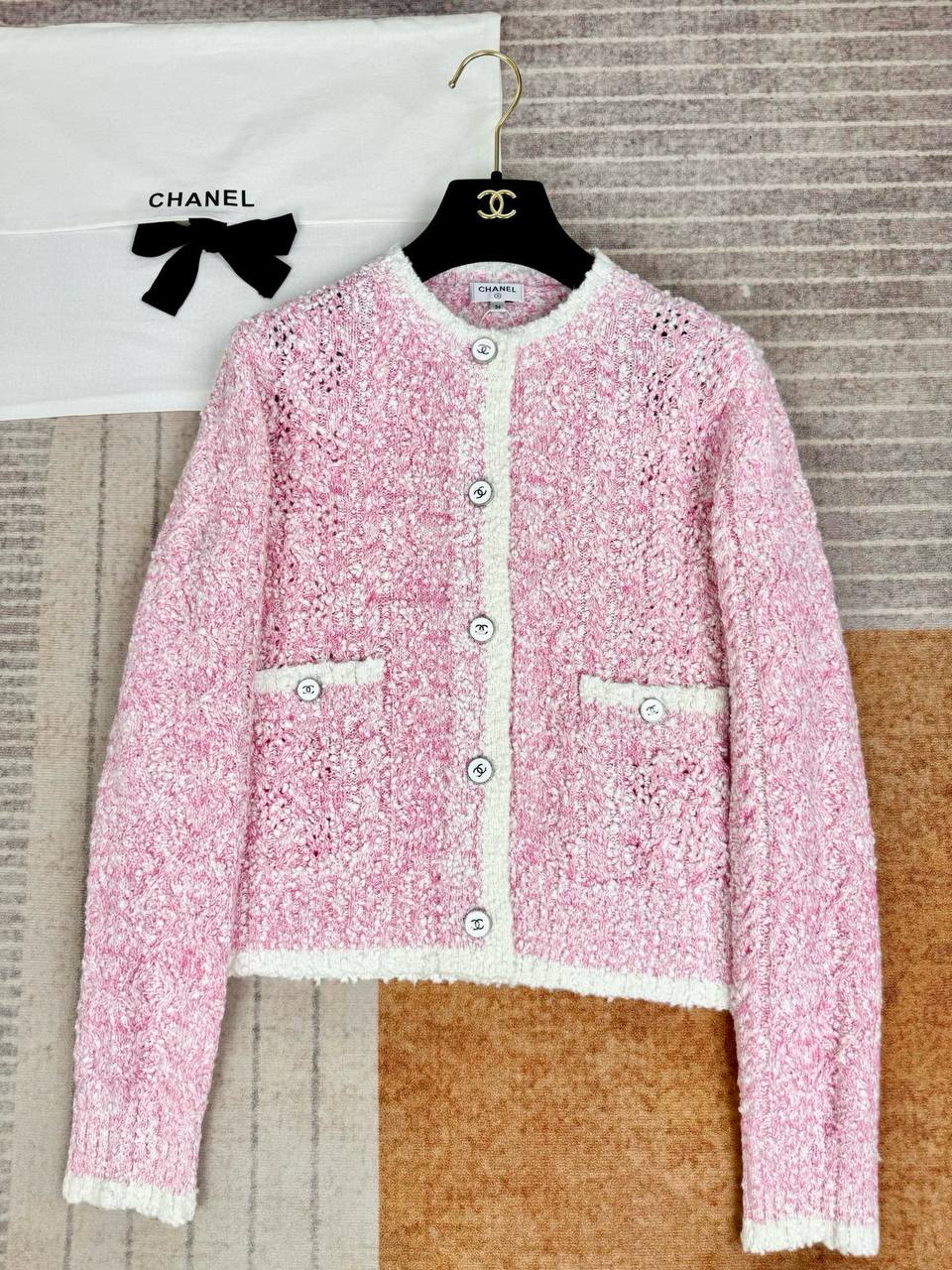 CHANEL Женский кардиган CHANEL Женский кардиган