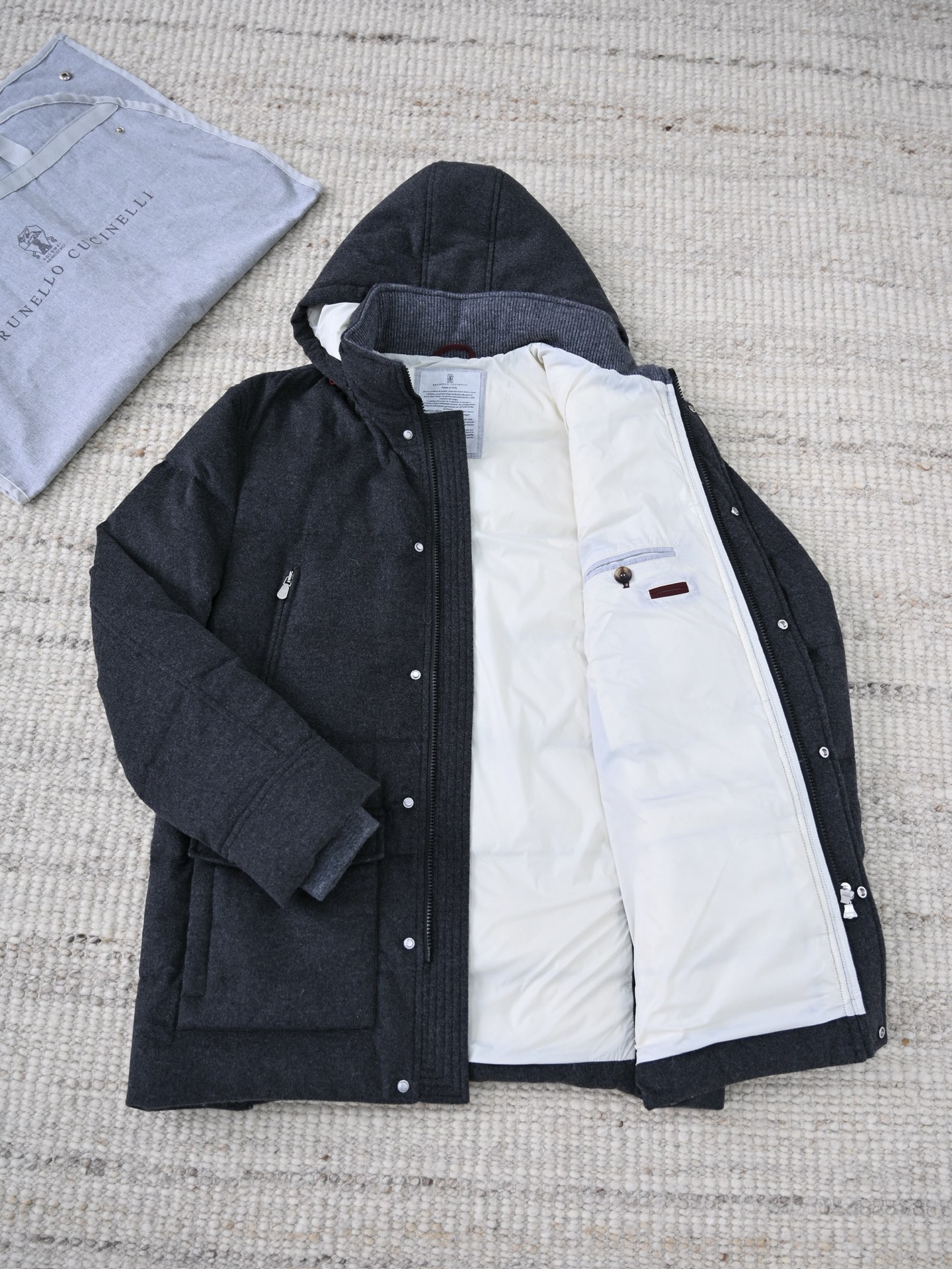 BRUNELLO CUCINELLI Мужской пуховик 