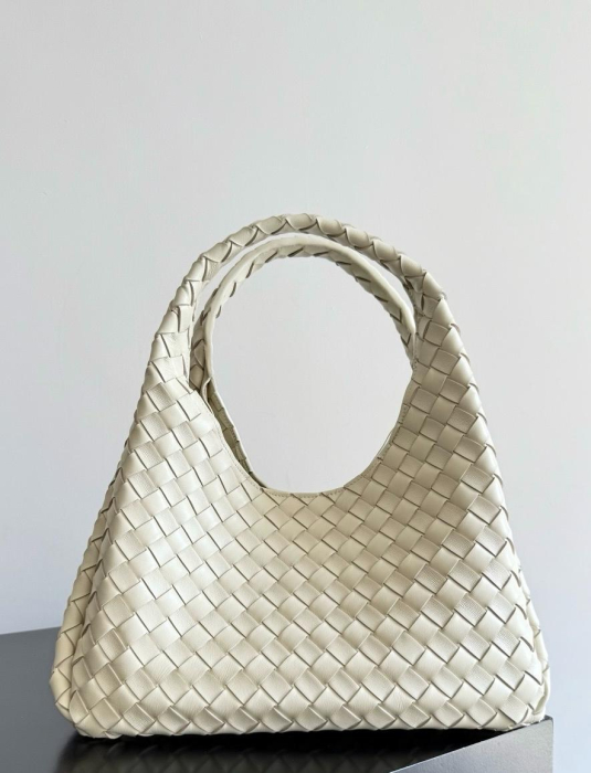 BOTTEGA VENETA Женская сумка Campana