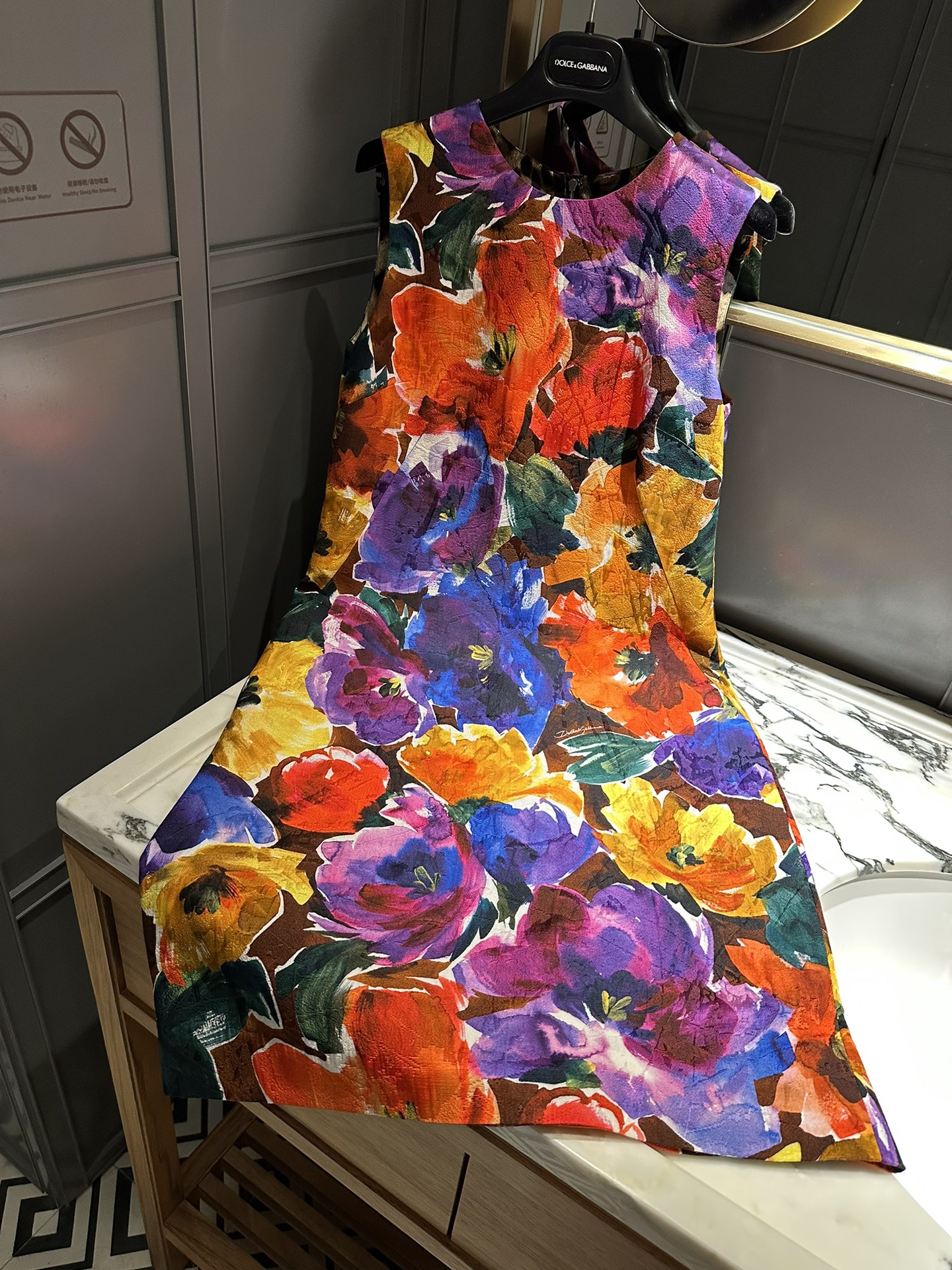 DOLCE & GABBANA Женское платье DOLCE & GABBANA Женское платье