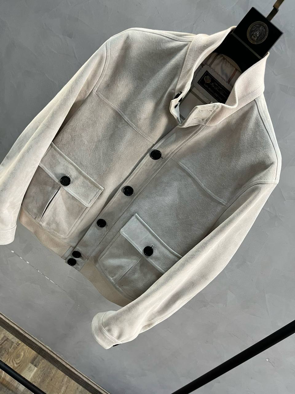 LORO PIANA Мужская куртка из замши LORO PIANA Мужская куртка из замши