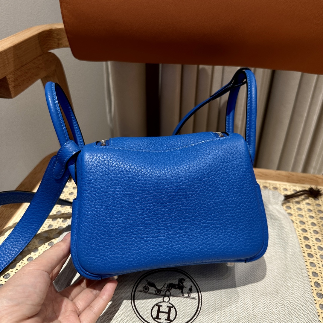 HERMES Женская сумка Lindy 19 см 7Q Clemence HERMES Женская сумка Lindy 19 см 7Q Clemence