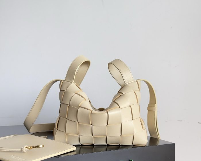 BOTTEGA VENETA Bowling Cassette