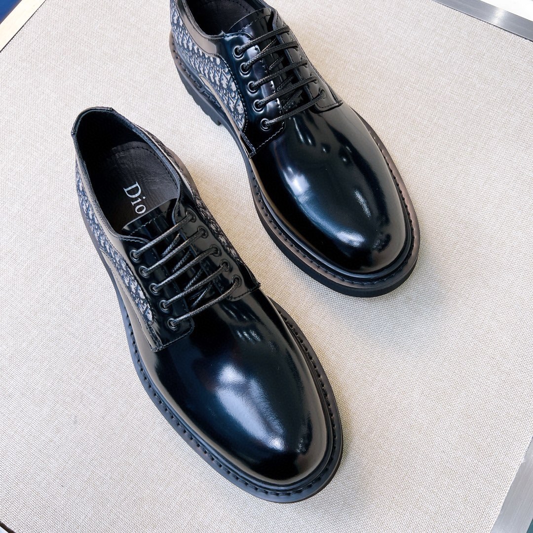 CHRISTIAN DIOR Мужские классические туфли CHRISTIAN DIOR Мужские классические туфли