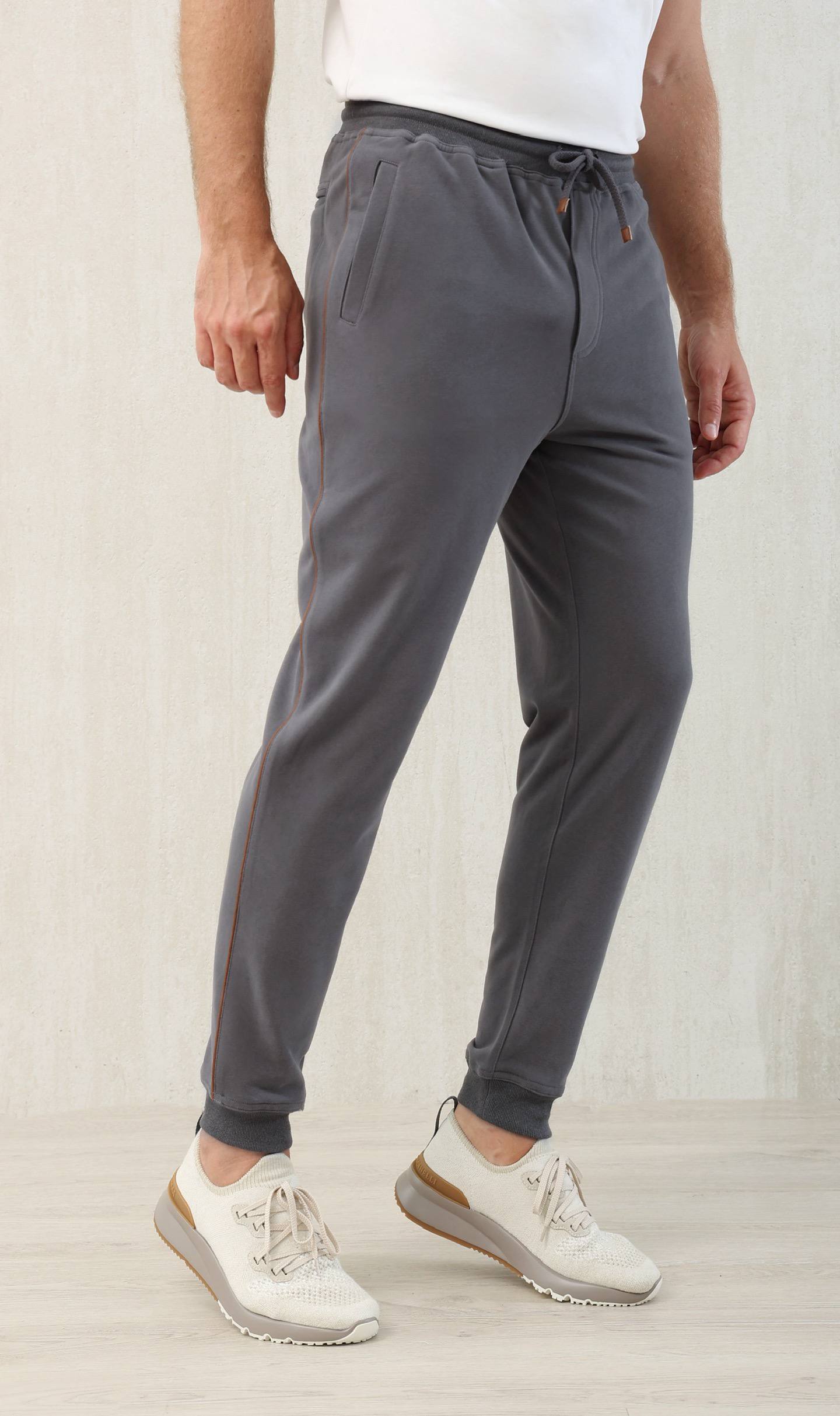 BRUNELLO CUCINELLI Мужской костюм