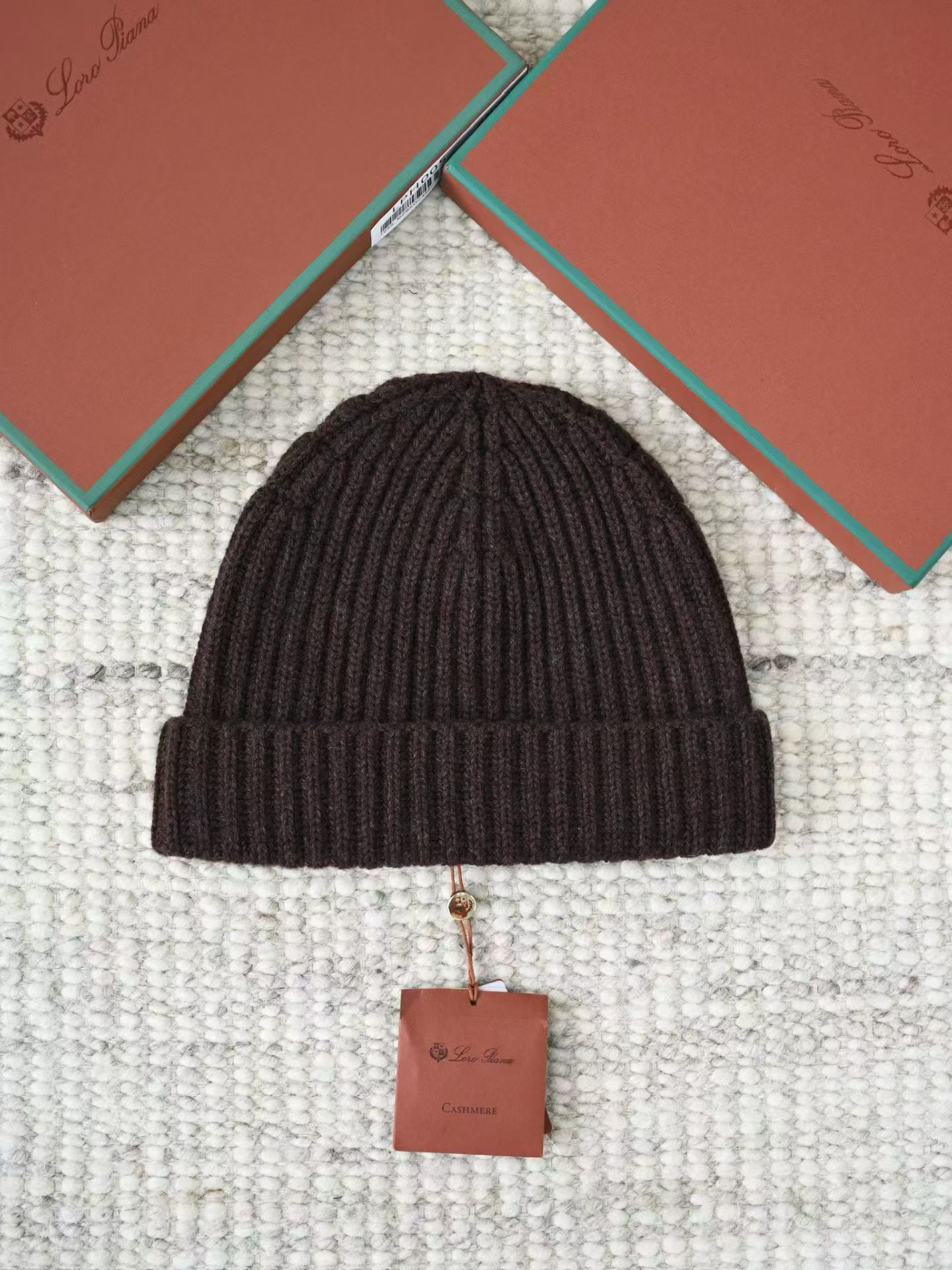 LORO PIANA Мужская шапка из кашемира 