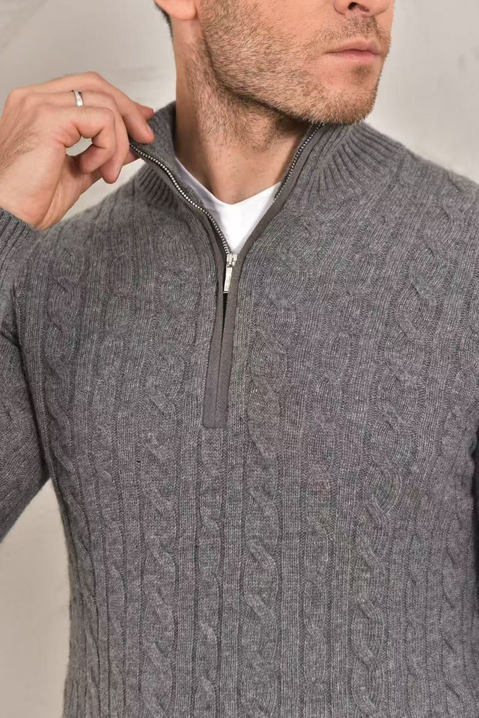 LORO PIANA Мужской джемпер из кашемира LORO PIANA Мужской джемпер из кашемира