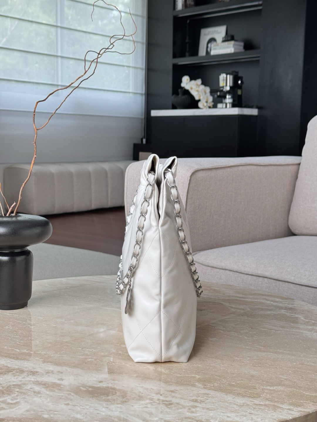 CHANEL Женская сумка 22 CHANEL Женская сумка 22