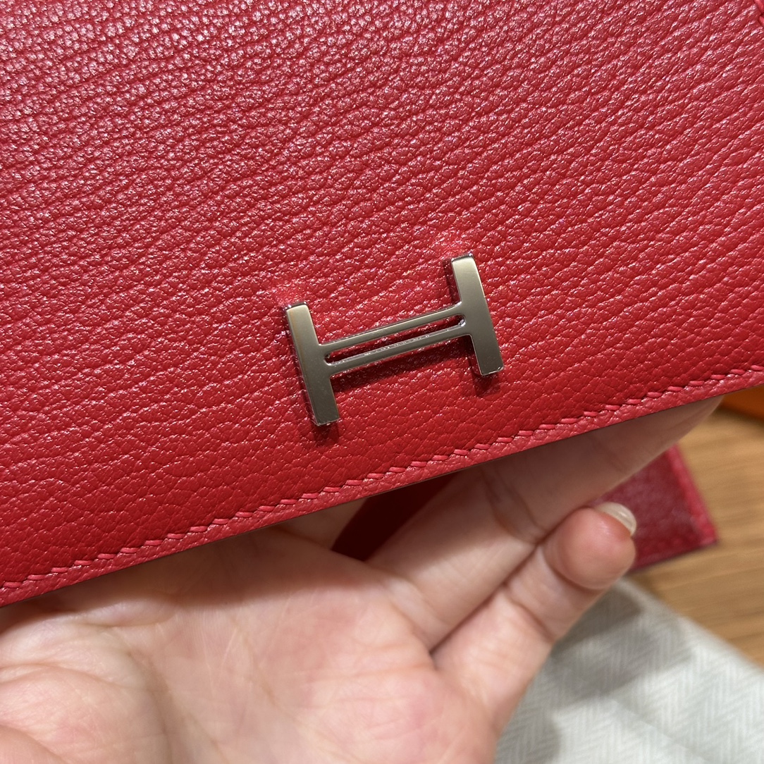 HERMES Кошелёк Bearn 11 см Q5/Rouge casque Chèvre HERMES Кошелёк Bearn 11 см Q5/Rouge casque Chèvre