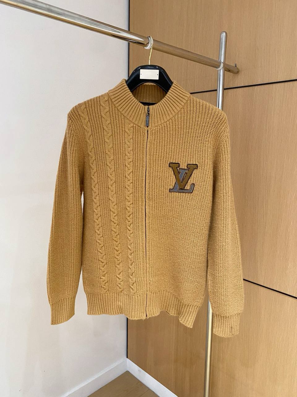 LOUIS VUITTON Мужской кардиган с логотипом