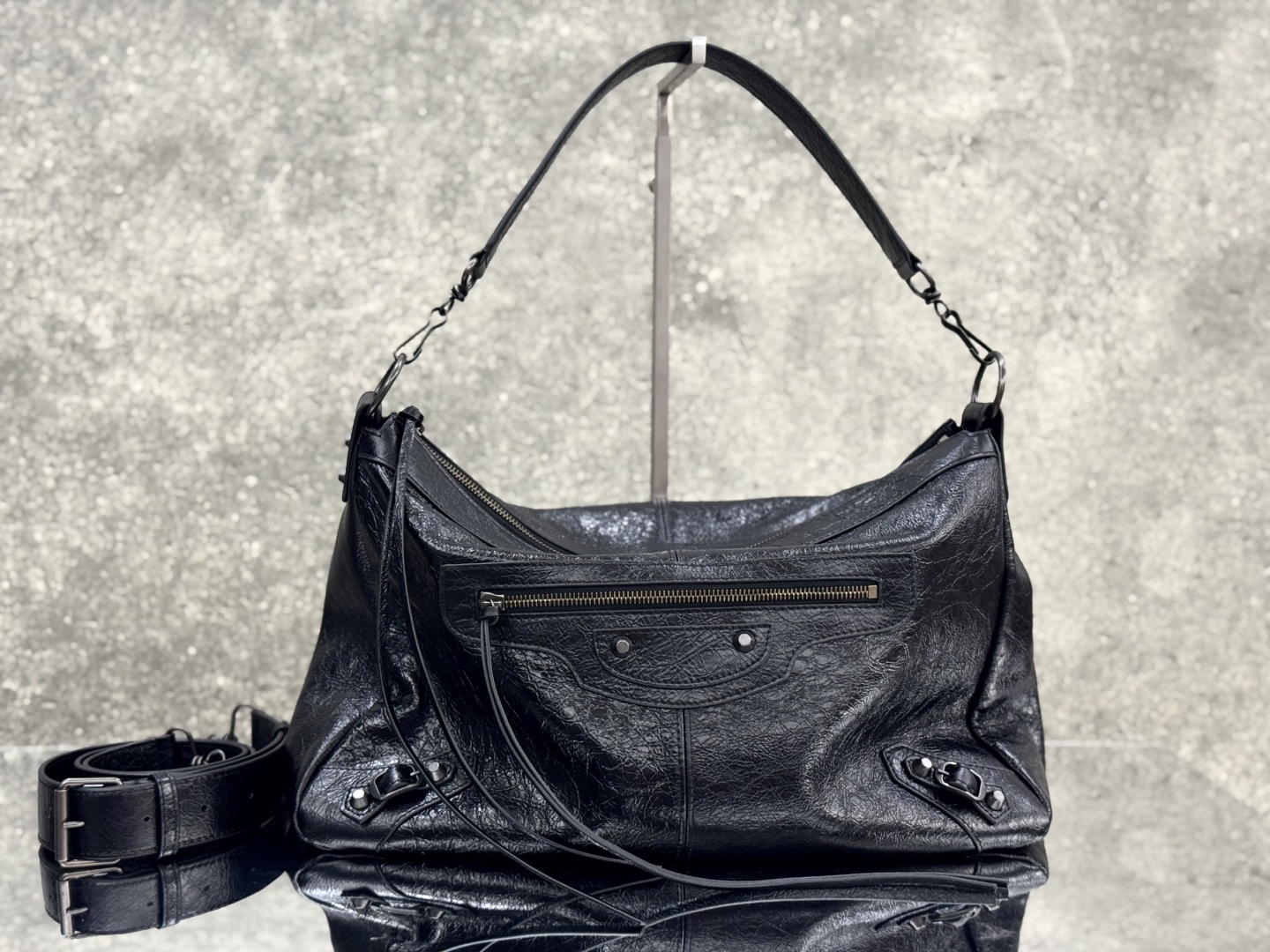 BALENCIAGA Женская сумка City Moto BALENCIAGA Женская сумка City Moto