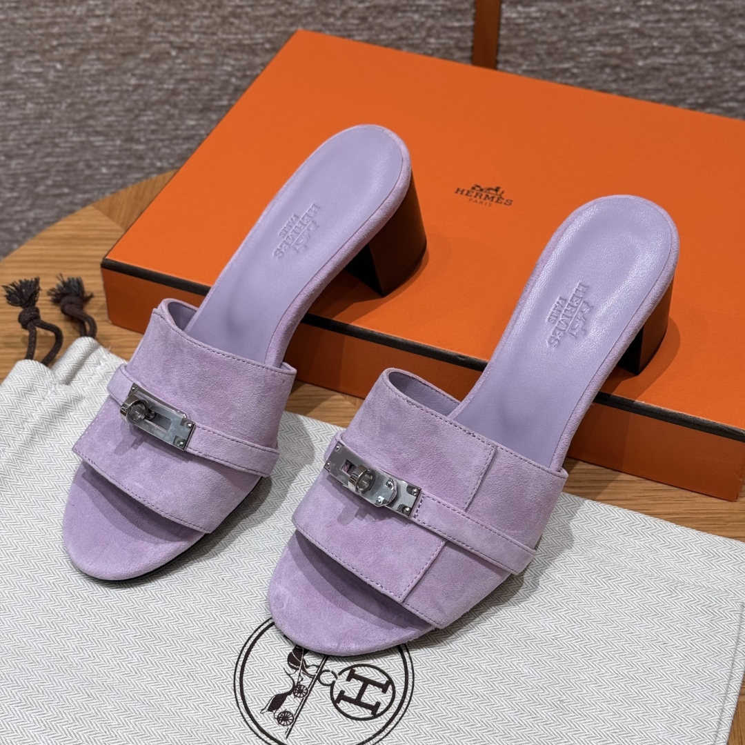 HERMES Женские сандалии Gigi Kelly из замши