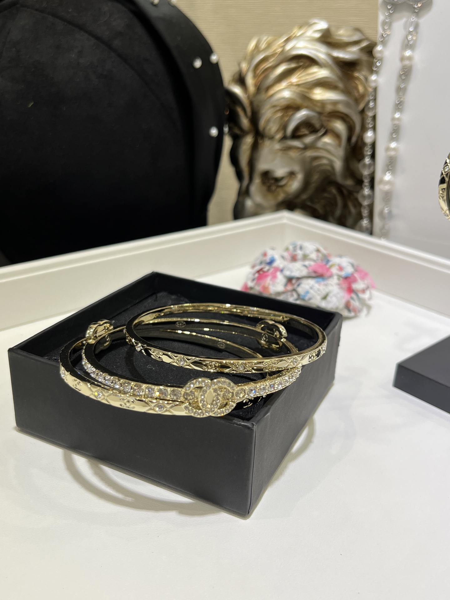 CHANEL Женский тройной браслет 25A CHANEL Женский тройной браслет 25A