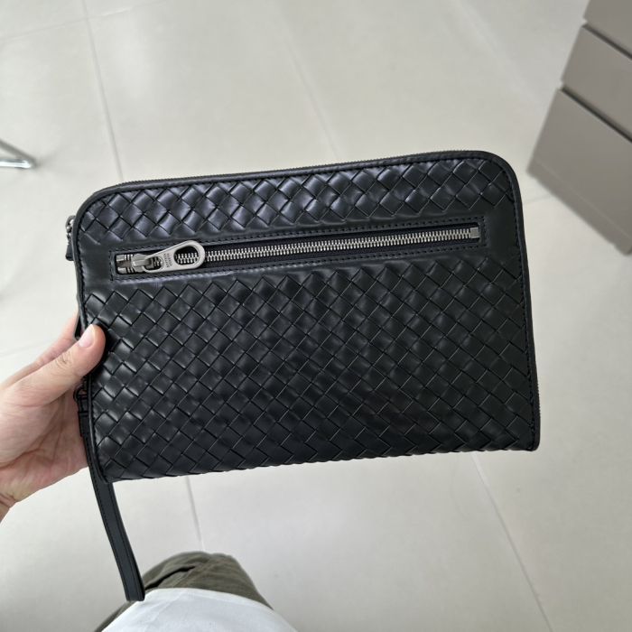 BOTTEGA VENETA Мужская Сумка