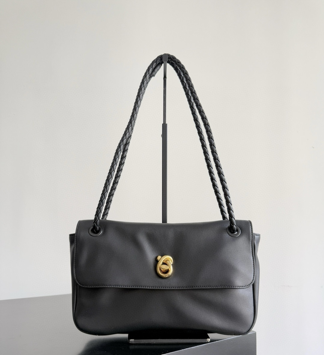 BOTTEGA VENETA Женская сумка Madison