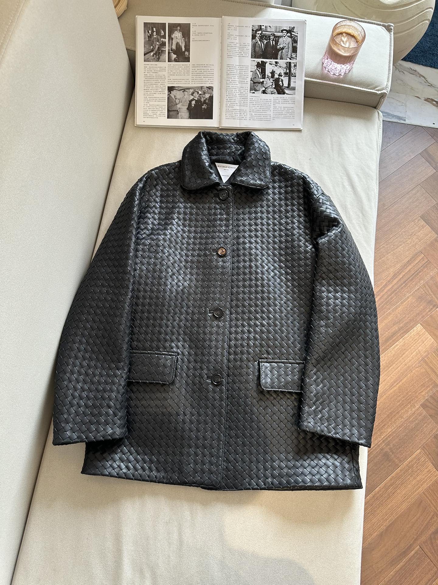 BOTTEGA VENETA Женская кожаная рубашка