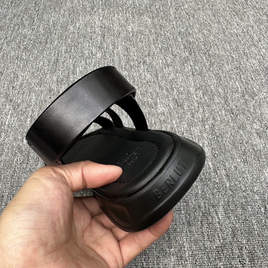 BERLUTI Мужские сандалии BERLUTI Мужские сандалии