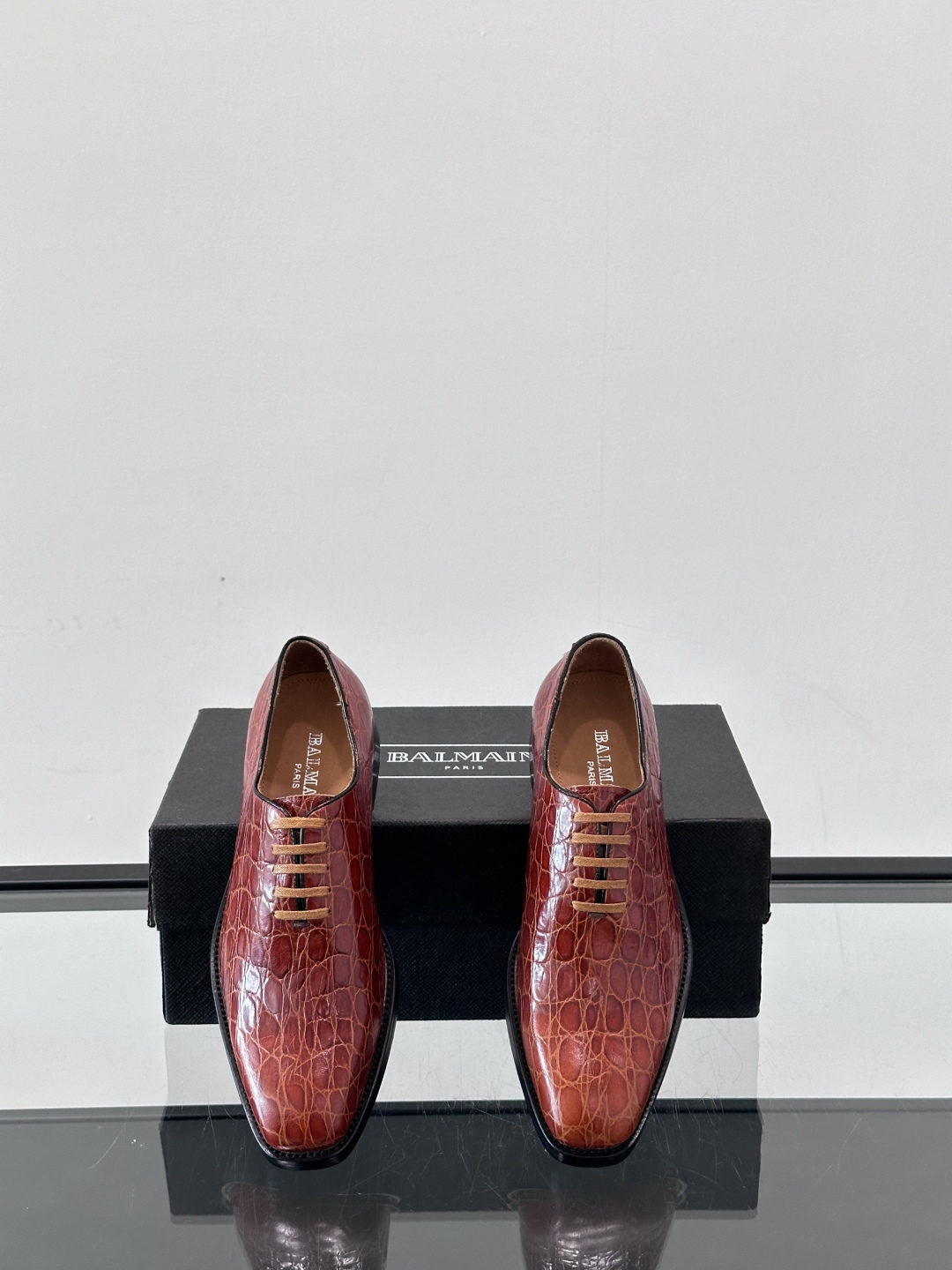 BALMAIN Мужские туфли коровья кожа BALMAIN Мужские туфли коровья кожа