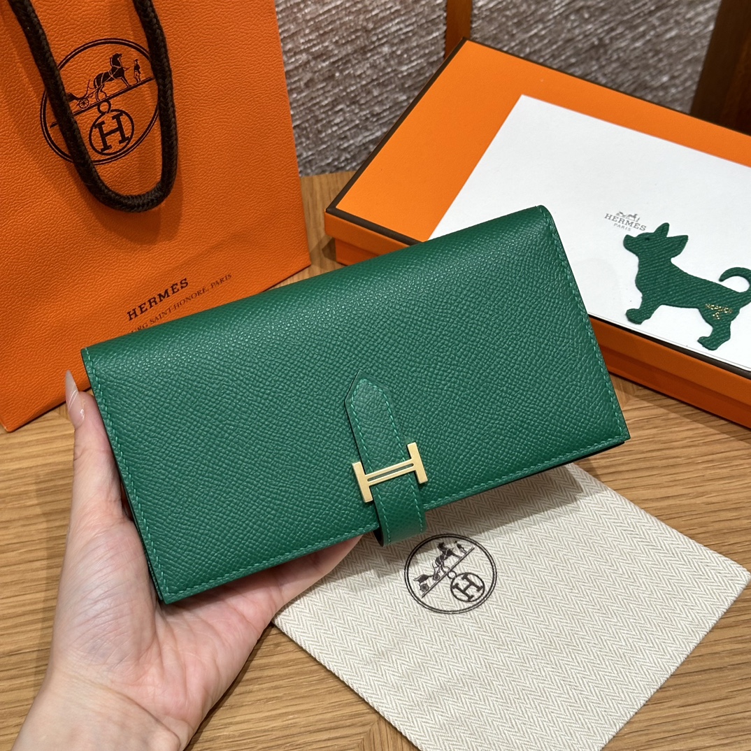 HERMES Кошелёк Bearn 17.5 см U4/Vert vertigo Epsom HERMES Кошелёк Bearn 17.5 см U4/Vert vertigo Epsom