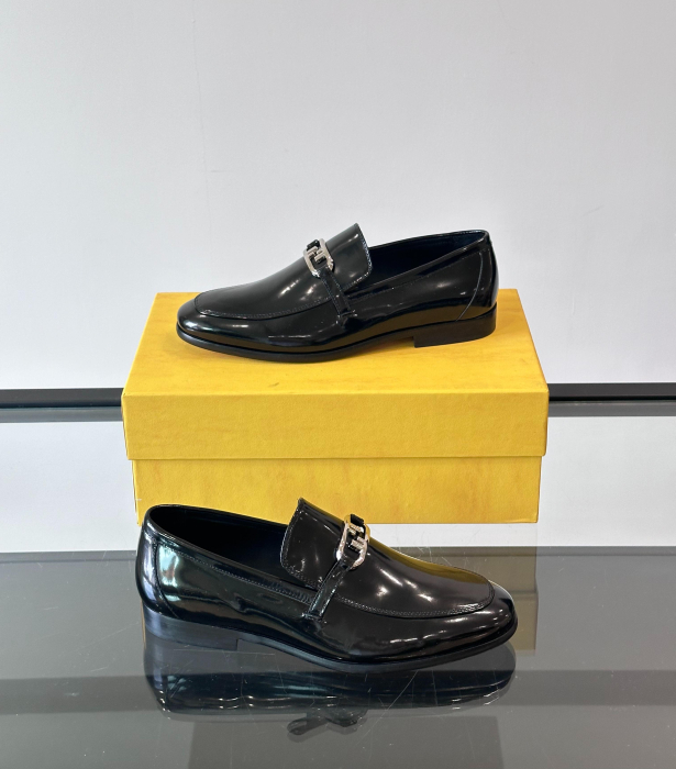 FENDI Мужские лоферы