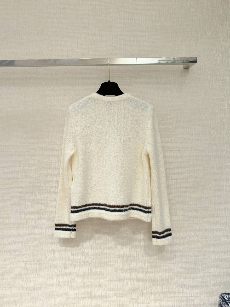 CHANEL Женский кардиган из кашемира CHANEL Женский кардиган из кашемира