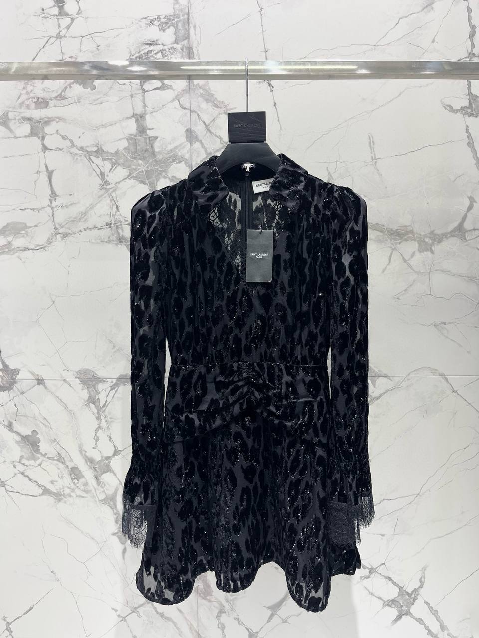 SAINT LAURENT Женское платье SAINT LAURENT Женское платье