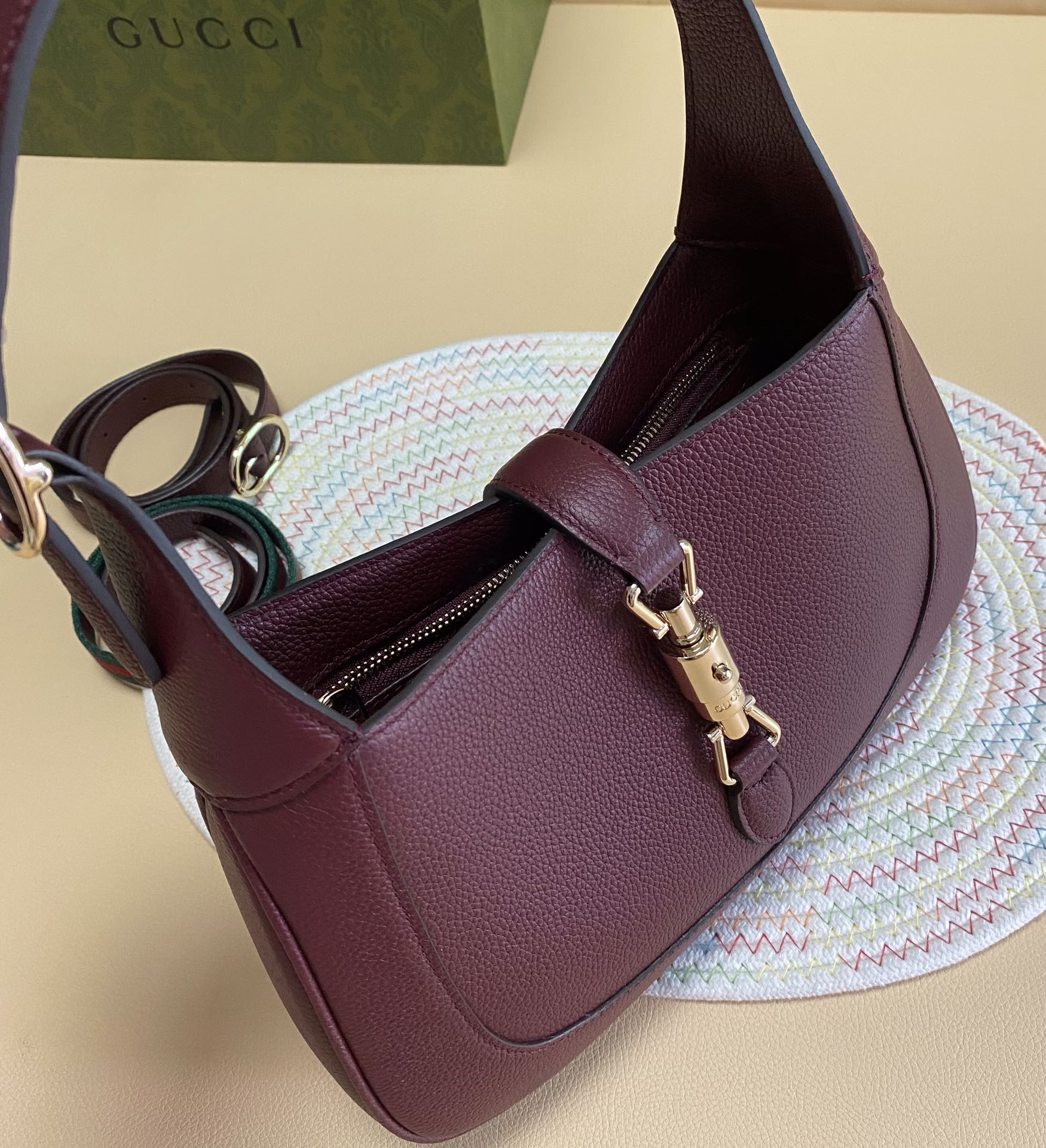 GUCCI Женская сумка Jackie 1961 GUCCI Женская сумка Jackie 1961