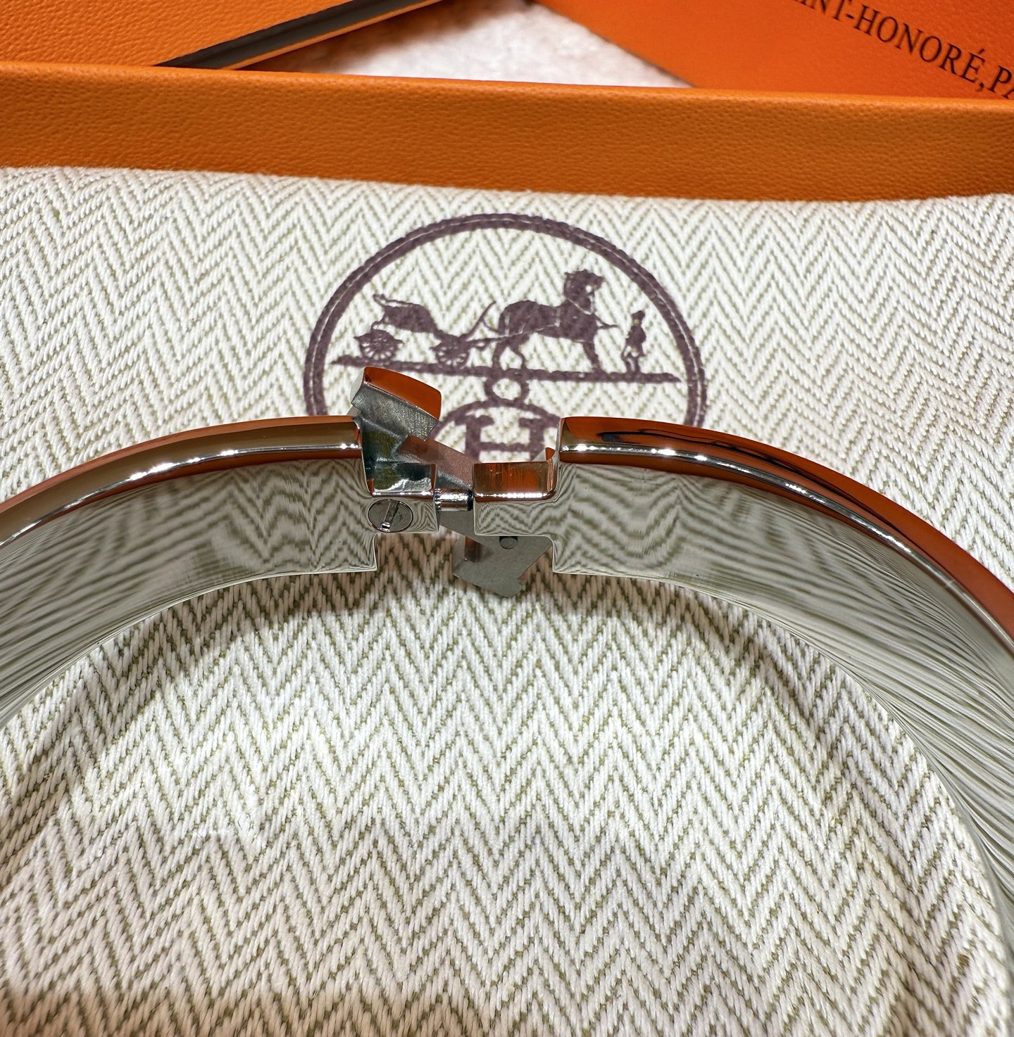 HERMES Браслет Clic H с застёжкой-тогл