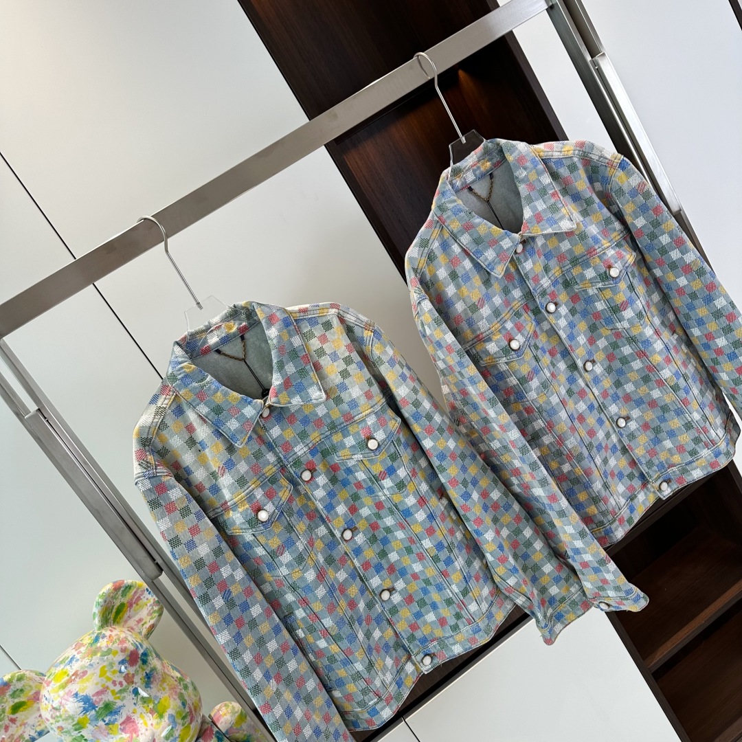 LOUIS VUITTON Мужской костюм LOUIS VUITTON Мужской костюм