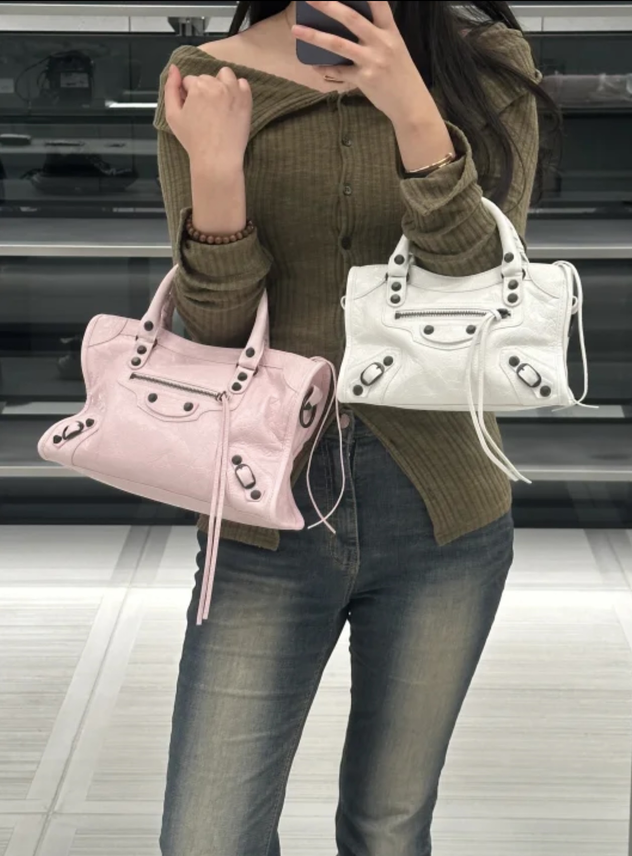 BALENCIAGA Женская сумка Le City medium BALENCIAGA Женская сумка Le City medium