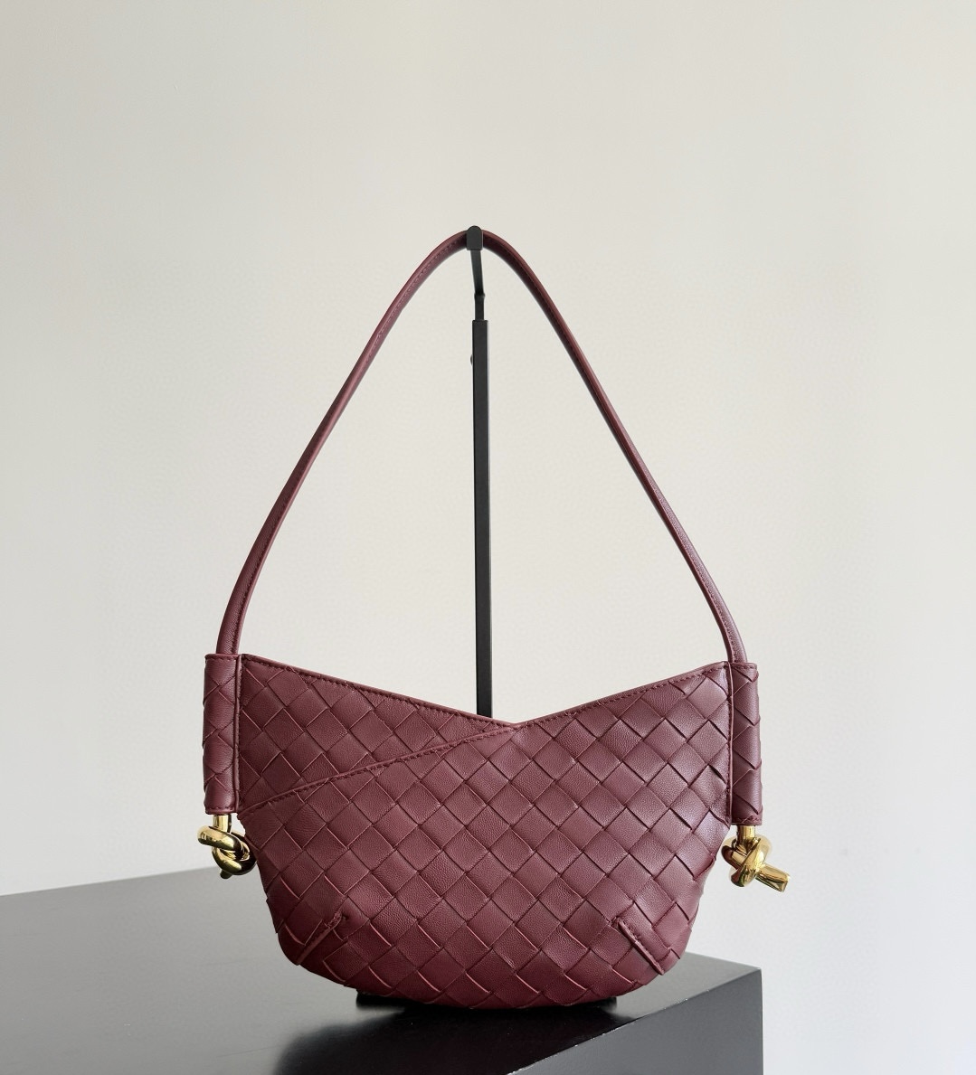 BOTTEGA VENETA Женская сумка Solstice Baby