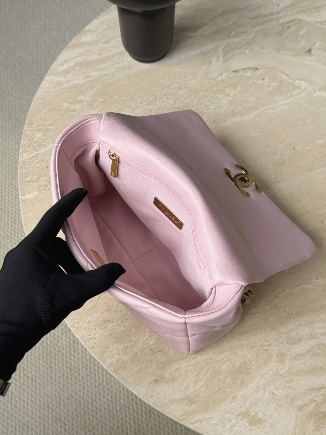 CHANEL Женская сумка Chanel 19 CHANEL Женская сумка Chanel 19