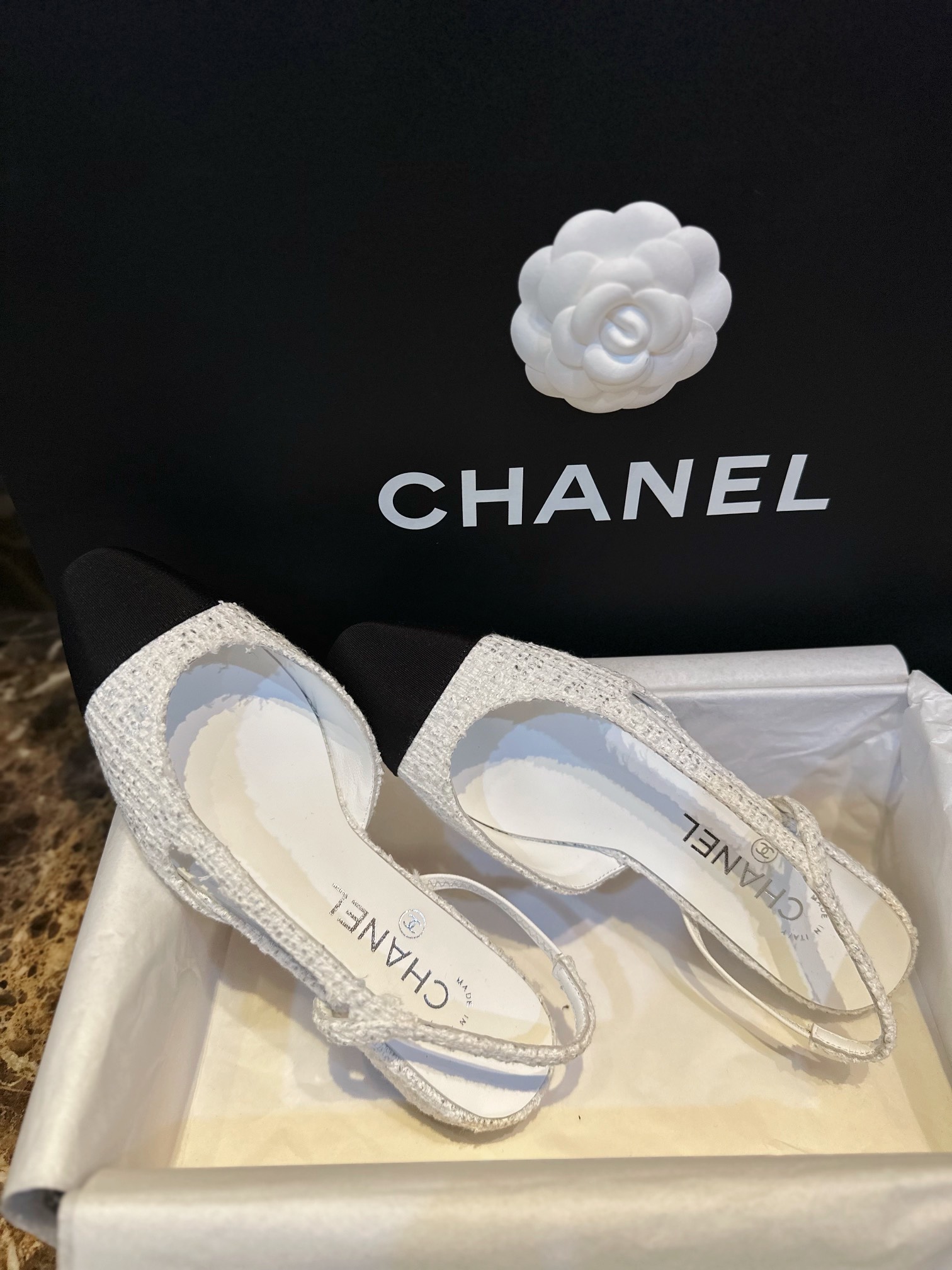 CHANEL Женские туфли слингбэки из твида CHANEL Женские туфли слингбэки из твида