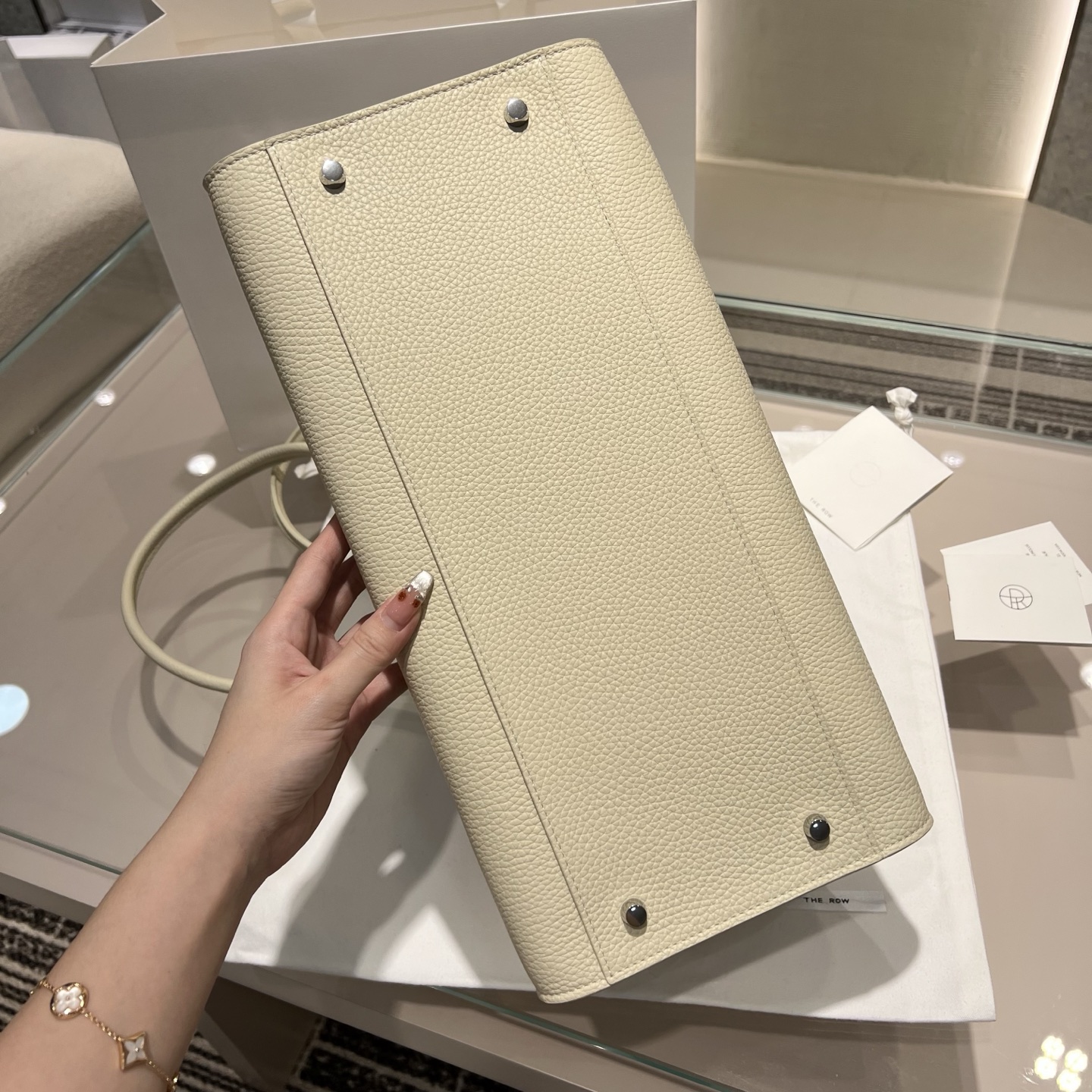 THE ROW Женская сумка Margaux 